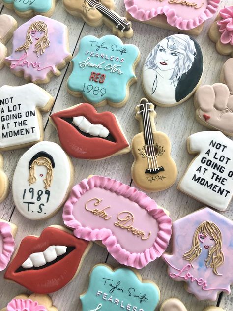 Taylor Swift 22 Birthday Cookies, Taylor Swift Cookies Eras, Lover Cookies Taylor Swift, 22 Birthday Cookies, Taylor Swift Themed Cookies, Eras Tour Cookies, Taylor Swift Eras Cookies, Taylor Swift Birthday Cookies, Taylor Swift Party Decor