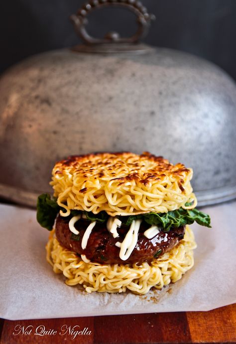 Ramen Burger Recipe @ Not Quite Nigella Ramen Burger Recipe, Ramen Burger, Fair Foods, Easy Burgers, Teriyaki Glaze, Foodie Crush, Burger Recipe, Burgers Sandwiches, Fair Food Recipes