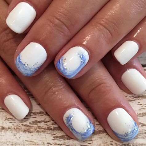 Sanctuary Spa at Tradition on Instagram: “💙 Beautiful #waves inspired by @marienails 💙 #nailsbyjustine #vacationnails #keywest #florida #wavenails #oceannails #nauticalnails…” Beach Wave Nails, Keywest Florida, Aztec Nails, Nautical Nails, Wave Nails, Homemade Face Cream, April Nails, Chevron Nails, Blue Nail Art