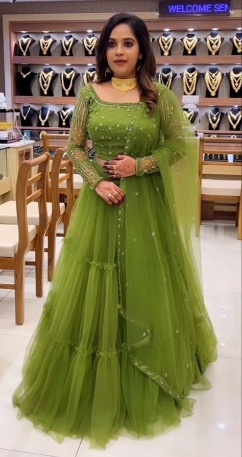 New Model Lehenga Designs, Net Gowns Indian Party Wear, Net Skirt Design, Net Skirt And Top, Lacha Design, Latest Long Gown Design, Net Designer Dresses, Net Gown Designs Latest, Simple Gown Designs Classy