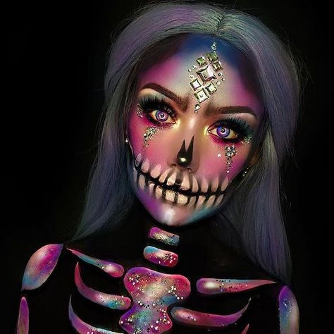 Skull Candy Makeup, Skull Halloween Makeup, Makeup Crazy, Makeup Clown, Makeup Zombie, Fantasy Make-up, Halloweenský Makeup, Halloween Make-up Looks, Halloween Decor Diy