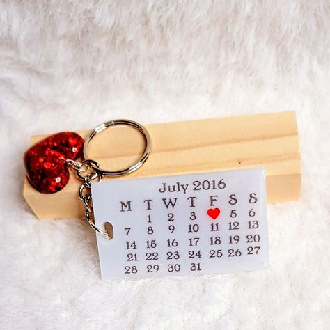 Excited to share the latest addition to my Etsy shop: Save the Date Keychain, Resin Keyring, Personalised Calendar, Special Date Keychain, Anniversary Gift https://etsy.me/3UsbL5j #white #anniversary #valentinesday #savethedate #resinart Resin Keyring, Personalised Calendar, Keychain Resin, Resin Frame, Resin Craft, Resin Crafts, Resin Art, Save The Date, Anniversary Gift