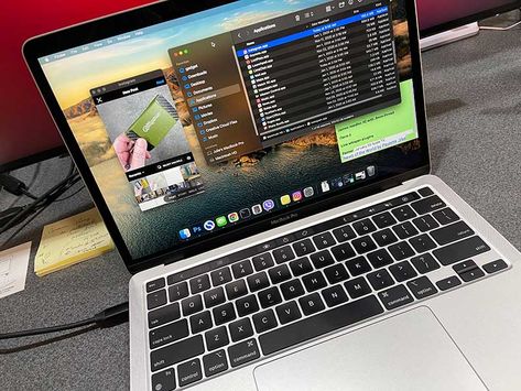 How To : The easiest way to install iOS apps on your new M1 MacBook! Apple New, Latest Gadgets, Ios Apps, Game App, Macbook Pro, Iphone Apps, Ios App, Macbook, Ios