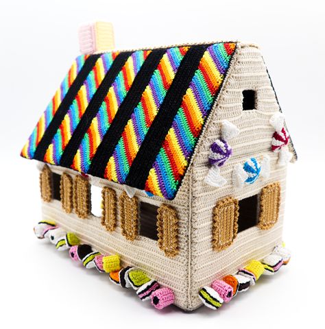 Free Patterns House Crochet Pattern, Hansel And Gretel House, House Crochet, Hansel Gretel, Hansel And Gretel, Crochet Fairy, Candy House, Christmas Fairy, Pattern Images