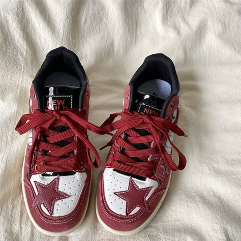 Cool Shoes To Buy, Star Nike Shoes, Unique Shoes Aesthetic, Sneakers Ideas Women, Star Jordans, Cool Laces Shoes Style, Red Sneakers Aesthetic, Wine Red Shoes, Red Aesthetic Shoes