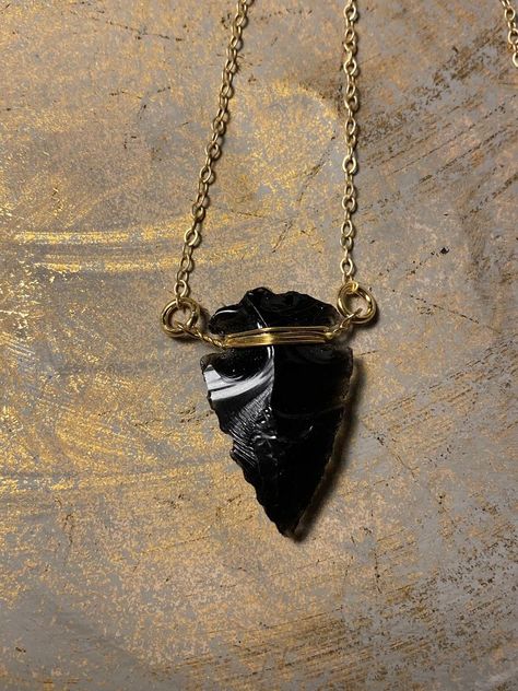 Wire Wrapped Arrowhead, Arrowhead Pendant Necklace, Smudging Feathers, Obsidian Arrowhead, Arrowhead Pendant, Black Obsidian Stone, Obsidian Stone, Wire Jewelry Designs, Wire Crafts