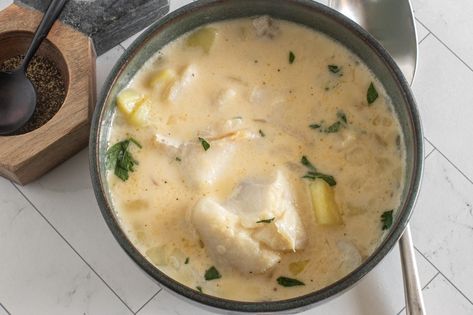 Maine Haddock 🐟 Chowder Recipe Haddock Chowder Maine, Haddock Chowder Recipe Maine, Fish Chowder Recipe Haddock, Haddock Chowder Recipe, Fish Chowder Recipe, Homemade Clam Chowder, Dumpling Casserole, Haddock Recipes, Chicken Dumpling