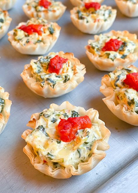 Spinach Artichoke Tartlets, Mini Tart Appetizers, Spinach Artichoke Phyllo Cups, Phyllo Cup Appetizers Easy, Bridgeton Wedding, Artichoke Puff Pastry, Artichoke Tart, Artichoke Pinwheels, Mini Puff Pastry