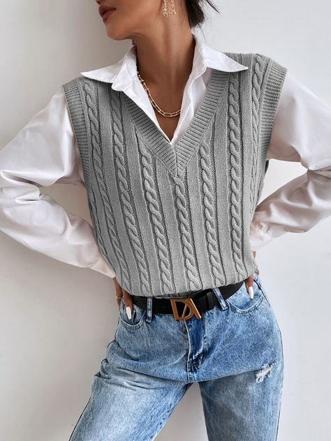 Knit Vest Outfit, Sweater Vest Vintage, Cable Knit Sweater Vest, Hijabi Fits, Sweater Vests, Knit Sweater Vest, Vintage Preppy, Sweater Vest Women, Women Sweater