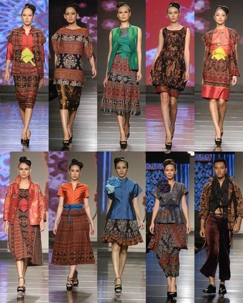 Tenun Fashion Inspiration, Dress Tenun Ntt, Tenun Dress, Mode Batik, Indonesian Fashion, Batik Dress Modern, Batik Kombinasi, Batik Kebaya, Tenun Ikat