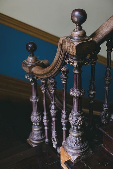 Wooden Staircase, Iron Stair Railing, Victorian Interiors, Lan Can, Victorian Architecture, Victorian Decor, Stair Railing, Staircase Design, Architectural Elements