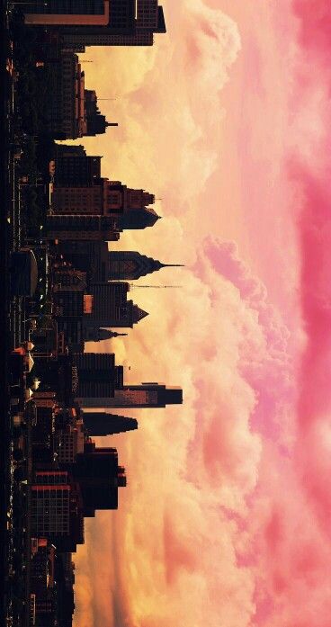 Sideways city City Skyline Aesthetic, City Skyline Wallpaper, Skyline Landscape, Skyline Sunset, Wallpaper City, Sunset Wallpaper, Computer Wallpaper, Pretty Places, City Skyline