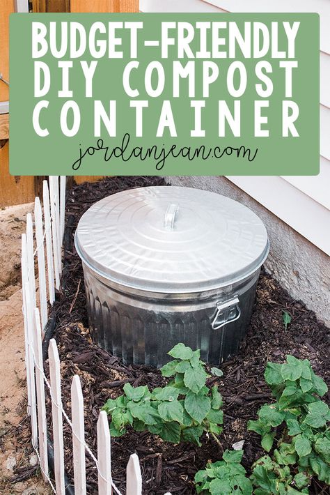 How To Start Composting, Compost Container, Compost Bin Diy, Diy Compost, Composting At Home, Garden Compost, Home Vegetable Garden, Trash Bin, Composting