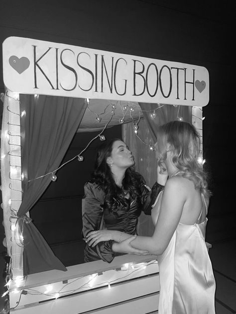 Kissing Booth Photoshoot, Pictures With Best Friend, Diy Kissing Booth, Booth Table, Booth Diy, Valentine Photo Shoot, With Best Friend, Kiss Dress, Valentines Day Pictures