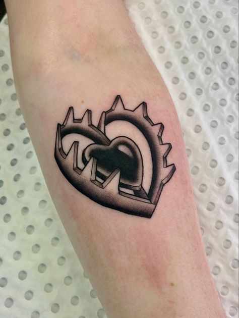 Heart Bear Trap Tattoo, Saw Trap Tattoo, Heart Mace Tattoo, Heart Shaped Lock Tattoo, Hand Tattoo Traditional, Heart Shaped Tattoos, Heart Chain Tattoo, Bear Trap Tattoo, American Traditional Hand Tattoos