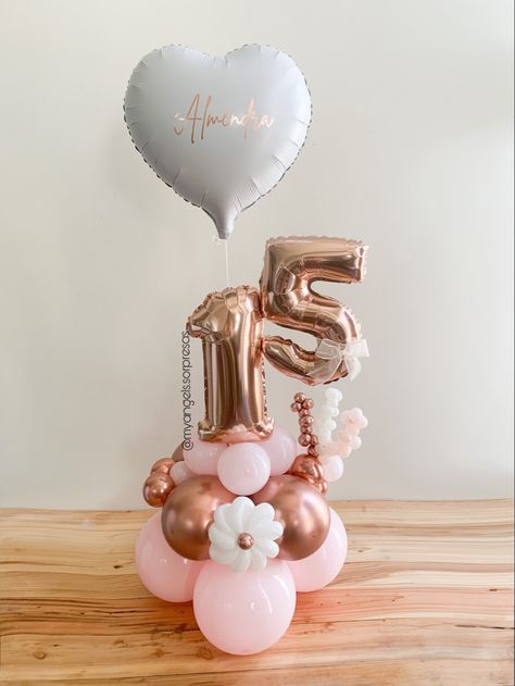 Mini Birthday Balloon Bouquet, Balloon Number Centerpieces, Small Ballon Arangment, Small Birthday Balloon Bouquet, Birthday Balloon Bouquet For Her, Small Balloon Bouquet Ideas, Ballons Bouquet Ideas, Small Balloon Bouquet, Mini Balloon Bouquet