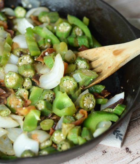 Stewed Okra, Fresh Okra, Okra Soup, Simple Sides, Okra Recipes, Easy Vegetable, Fresh Recipes, Num Num, Hunting Trip