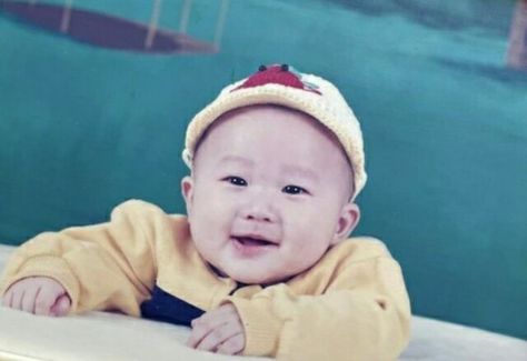 Predebut Skz, Skz Predebut, Baby Changbin, Dont Judge, Baby Icon, Seo Changbin, Skz In Cute, Savage Kids, School Pictures