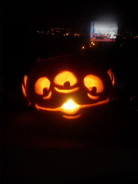 My Toy story pumpkin :) Pumkin carving, Alien, #halloween #pumkincarving #halloweenideas Pikmin Pumpkin Carving, Toy Story Pumpkin Carving, Toy Story Pumpkin, Alien Halloween, Pumkin Carving, Pumpkin Carvings, Pumpkin Ideas, Carving Ideas, Halloween Pumpkin