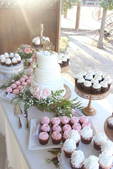 Cupcake Wedding Table Display, Cupcakes Set Up Ideas, Bridal Shower Cupcake Table, Wedding Cake Table Set Up With Cupcakes, Wedding Reception Cupcake Table, Wedding Cakes Table Ideas, Wedding Cakes And Cupcakes Display, Wedding Cake Table Cupcakes, Wedding Cupcakes Table