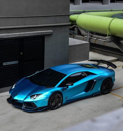 Matte blue chrome #lamborghini #supercars #luxury #cars #exoticcars #supercar http://buff.ly/1pgdjOc Chrome Lamborghini, Blue Lamborghini, Blue Chrome, Liberty Walk, Blue Car, Super Luxury Cars, Automotive Photography, Car Colors, Metallic Blue