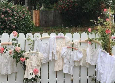 White Picket Fence, Cottage Life, Cottagecore Aesthetic, Picket Fence, Cottage Core, My Aesthetic, Dream Life, Pink Flowers, Dream Home