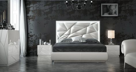 Made in Spain Leather Platform Bedroom Set with Upholstered Headboard - Click Image to Close Leather King Size Bed, Futuristic Bedroom, White Bedroom Set, 5 Piece Bedroom Set, Platform Bedroom Sets, Прикроватные Тумбочки, King Bedroom Sets, Bedroom Sets Queen, Bedroom Panel