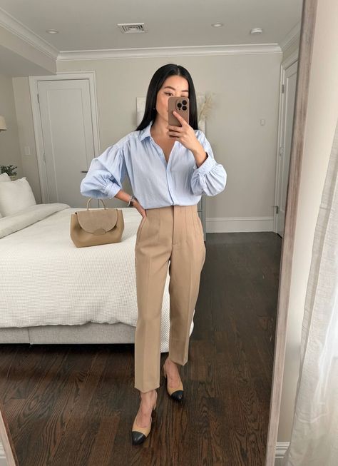 Beige Pants Outfit, Smart Business Casual, Business Casual Outfits Winter, Classic Work Outfits, Khaki Pants Outfit, Pants Outfit Work, Interview Outfits Women, High Waisted Pants Outfit, Look Zara