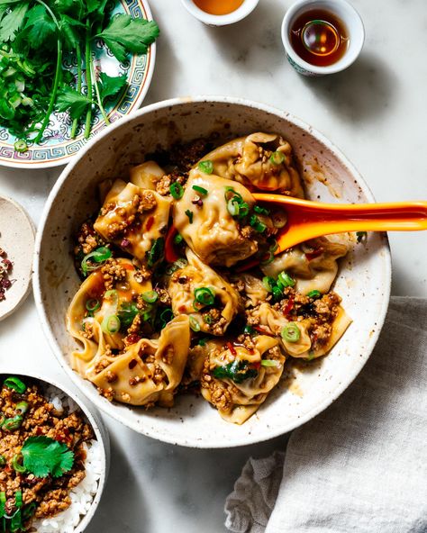 These spicy Sichuan turkey wontons in mapo sauce are a fun twist on wontons in red chili oil #wonton #sichuan #turkeywonton #turkey #spicy #chinesefood #recipes Turkey Wontons, Turkey Sauce, Wonton Recipes, Whole Turkey, Wontons, Turkey Dinner, Chili Oil, Red Chili, Roasted Turkey