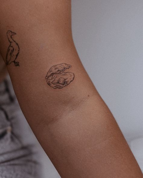 📍 Cyprus, Limassol, for those seeking minimalism and elegance in tattoos! In the photo: a delicate tattoo, only 3 cm, created with high precision and attention to detail. If you want to capture something just as subtle and symbolic on your skin, I am here to bring your idea to life. Contact me for appointments and consultations. Bookings are open until September 13th. ✍🏼 @dudka.ink Tattoo On Dark Skin, White Ink Tattoo, Delicate Tattoo, Limassol, I Am Here, White Ink, Tattoo On, Cyprus, Ink Tattoo