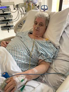 Mom In Hospital Bed Sick, Sick Old Woman In Hospital Bed, Sick Granny In The Hospital, Old Woman In Hospital Bed, Grandma In Hospital Bed, Sick Woman In Hospital Bed, Sick Snap, Fake Photo Sick, Food Startup