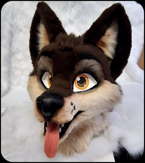 Wolf Fur Suit, Fursuit Ideas Wolf, Husky Fursuit, Wolf Fursuit, Fursuit Ideas, Fursuit Tutorial, Fur Suits, Fursuit Head, Cute Costumes