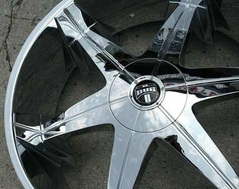 Truck Rims And Tires Chevrolet, Muscle Car Rims, Chrome Rims Trucks, Black Chrome Wheels, 13 Inch Alloy Wheels, Black And Chrome Rims, Chrome Rims, Chevrolet Trailblazer, Wheel