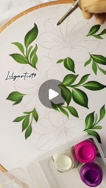 Lily Painting Acrylic Tutorial, Saree Fabric Painting Designs, Saree Painting Designs Simple, Fabric Painting Techniques Tutorials, Free Hand Painting On Fabric, Simple Fabric Painting Designs, Fabric Painting Ideas, Painting On Cloth, Clothes Painting