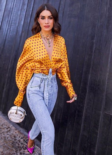 Casual Chique Stijl, Chique Outfit, Fashion Weeks, Polka Dot Blouse, Cute Summer Outfits, Mode Inspiration, Ladies Dress Design, Autumn Fashion Women, Outfits Casuales