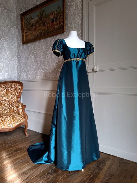 Bridgerton Aesthetic Dresses, Regency Dress Aesthetic, Bridgerton Wardrobe, Blue Regency Dress, Bridgerton Clothes, Empire Ball Gown, Summer Outfits Black Women, Black Women Business Attire, Regency Era Dress