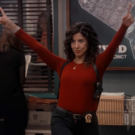 Brooklyn nine nine Stephanie Beatriz icon tumblr twitter Rosa Diaz Icon, Brooklyn 99 Cast, Andre Braugher, Charles Boyle, Spirit Fanfic, Brooklyn Nine Nine Funny, Gina Linetti, Jake And Amy, Rosa Diaz