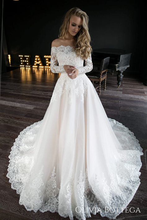 Wedding Dress Cinderella, Boho Wedding Dress With Sleeves, Olivia Bottega, Baju Kahwin, Pnina Tornai, Stella York, White Wedding Dress, Cute Wedding Dress, Etsy Wedding Dress