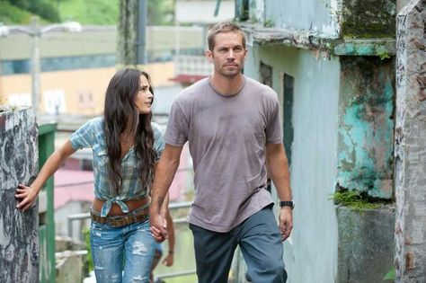 Jordana Brewster Paul Walker, Fast & Furious 5, Paul Walker Movies, Movie Fast And Furious, Brian Oconner, Paul Williams, Fast And Furious Actors, Dominic Toretto, Fast Five