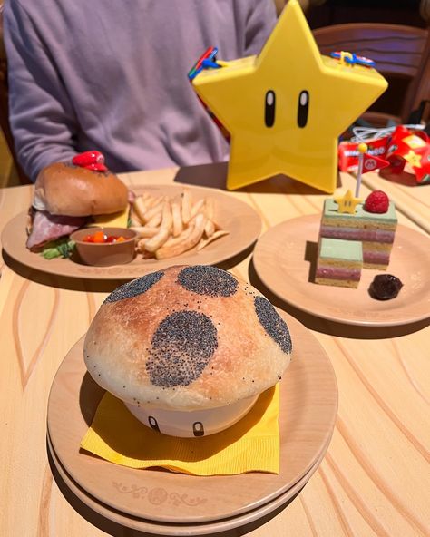 🍄 Celebrating #Mar10 Day in Super Nintendo World! 🍄I visited Universal Studios Japan almost exactly a year ago, and Super Nintendo World was what I was looking forward to most! It did not disappoint! The rides and mini games were so cute and fun, and I got to meet Kinopio himself while bounding as him! 🍄 #DisneyboundChallenge Day 10: Nintendo #supernintendoworld #kinopio #kinopioscafe #universalstudios #universalstudiosjapan #nintendo #supermario Super Nintendo World Japan, Universal Studios Food, Universal Japan, Universal Studio Osaka, Orlando Florida Universal Studios, Super Nintendo World, Universal Hollywood, Japan Bucket List, Nintendo Store