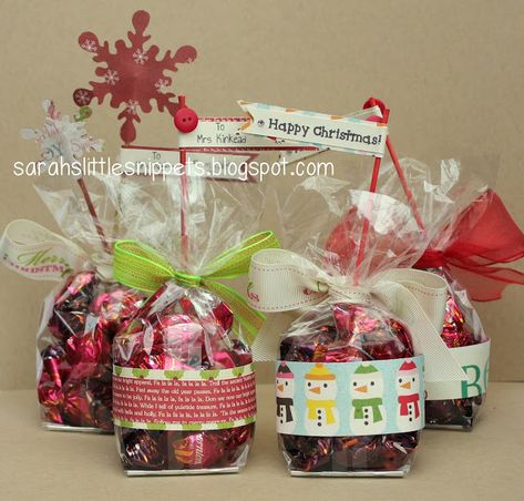 Candy Treat Bags Ideas, Christmas Candy Bags Ideas, Treat Bags Ideas, Treat Bags For Christmas, Treat Bag Ideas, Claire Marshall, Gift Card Presentation, Christmas Candy Bag, Xmas Treats