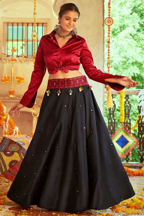 Product Features: Top Color: Maroon Skirt Color: Black Top Fabric: Gajji Silk Skirt Fabric: Cotton Top Work: Printed Work Skirt Work: Embroidered work Occasion: party Product Type: Skirt Disclaimer: There will be slight difference in digital to actual image Long Lehenga, Flare Lehenga, Gorgeous Lehenga, Kids Lehenga Choli, Maroon Skirt, Lehenga Crop Top, Mirror Work Lehenga, Crop Top Lehenga, Navratri Dress