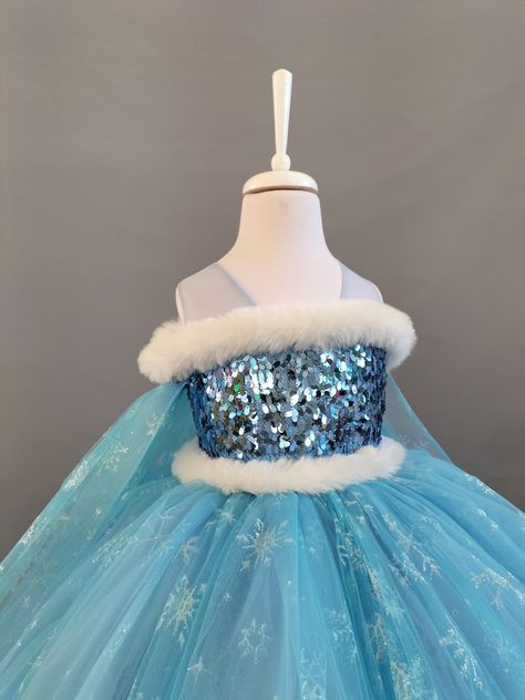 Country Princess, Blue Tutu Dress, Toddler Modeling, Hair Accessories Crown, Birthday Costume, Costume Toddler, Costume For Girls, Elsa Birthday, Frozen Dress