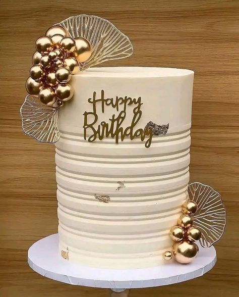 Cake Design For Men, Modern Birthday Cakes, Cake Png, Slice Recipe, Gold Birthday Cake, Buttercream Cake Decorating, Beautiful Cake Designs, Cake Decorating With Fondant, Elegant Birthday Cakes