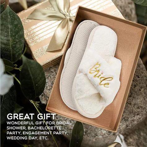 Bride Slippers and Bridesmaid Slippers – Bride Gifts for Bridal Shower, Bachelorette Party, Engagement Party, Wedding Day, etc. – Cozy White Fur Bride Slippers and Pink Bridesmaid Slippers Gifts For Bridal Shower, Bridesmaid Slippers, Bride Slippers, Cute Slippers, Faux Fur Slippers, Engagement Party Wedding, Bride Clothes, White Fur, Brides And Bridesmaids