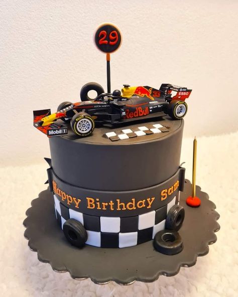 Red Bull Cake, Cars Cake Design, Racing Cake, Cake Designs For Kids, Race Car Cakes, Cars Birthday Cake, Ideas Fiesta, Race Car Birthday Party, Race Car Birthday