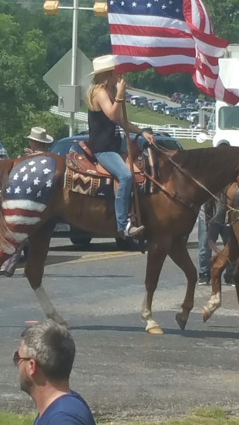 4th Of July Parade Ideas, Horse Parade Ideas, Parade Horse Ideas, 4th Of July Horse Parade Ideas, 4th Of July Bike Parade, Fourth Of July Horse Parade, Patriotic Horse Pictures, Horses In Christmas Parade, Horse Decorations