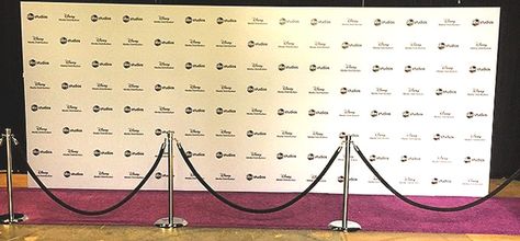 DIY Step and Repeat: How to Make a Step and Repeat Banner Yourself - Red Carpet Systems. For more information about step and repeat backdrops, go to http://www.redcarpetsystems.com/products-services/step-and-repeat-red-carpet-backdrop/ Diy Red Carpet, Red Carpet Backdrop, Hollywood Birthday Parties, Step And Repeat Backdrop, Diy Step, Banner Diy, Steps Dance, Hollywood Red Carpet, Step And Repeat