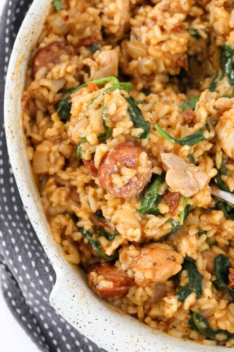 Risotto with chicken, chorizo and baby spinach, topped with finely grated parmesan. Oven Baked Chicken Risotto, High Protein Risotto, Chicken And Chorizo Rice, Oven Risotto Recipes, Chicken And Chorizo Risotto, Oven Chicken And Rice, Oven Risotto, Chorizo Risotto, Tomato Pesto Chicken