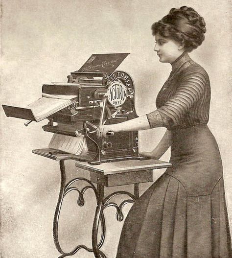 1913 copying machine Retro Technology, Rich Food, Old Pics, Potato Soup Recipe, Fiber Rich, Healthier Lifestyle, Food Products, Healthy Soup, Fruits Vegetables